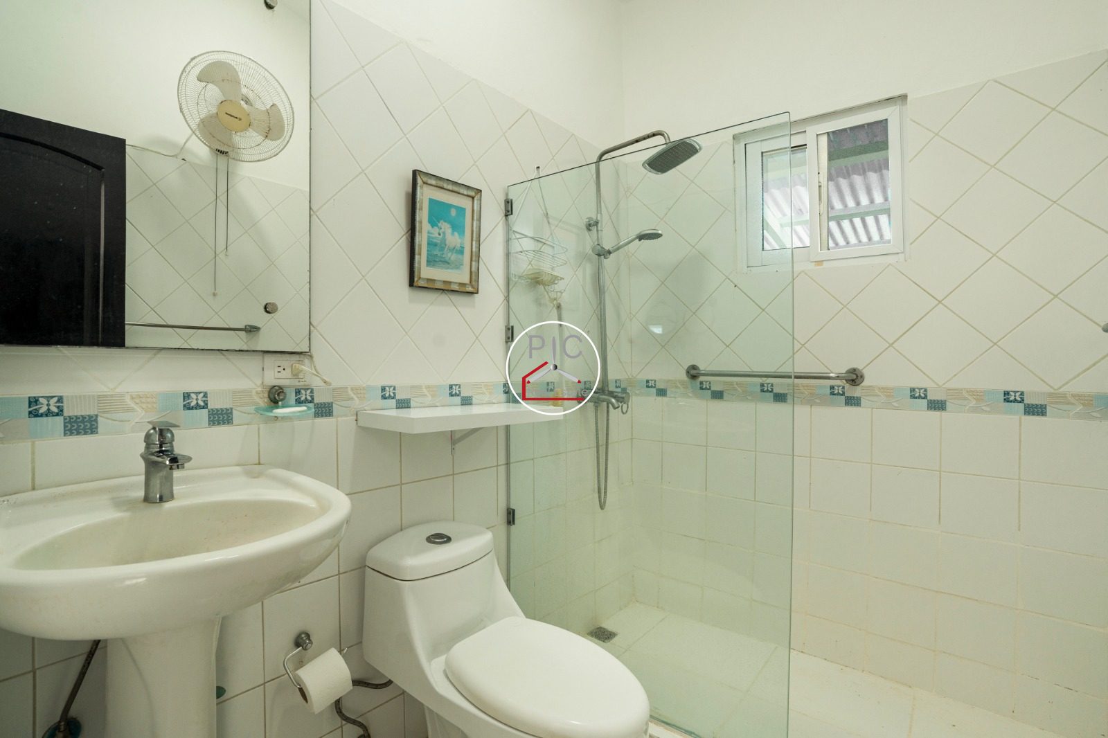 WhatsApp Image 2026-08-18 at 15.38.00-4 Charming Tropical Villa in a Peaceful Gated Community – Living Surrounded by Nature