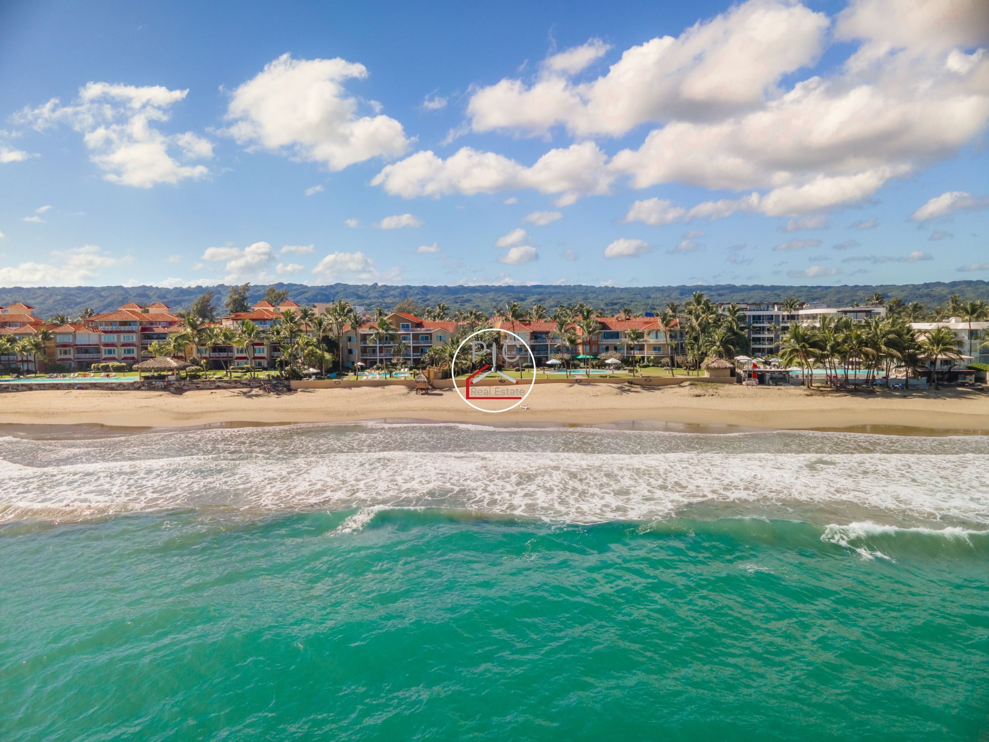 EXCLUSIVE BEACHFRONT CONDOMINIUM — Cabarete Bay, North Coast – One of Cabarete’s Most Prestigious Gated Communities