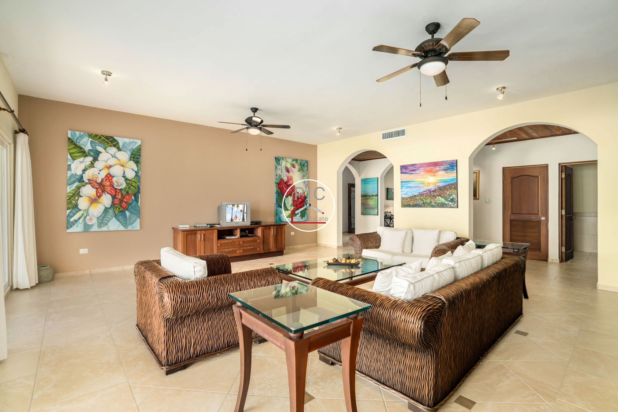 EXCLUSIVE BEACHFRONT CONDOMINIUM — Cabarete Bay, North Coast – One of Cabarete’s Most Prestigious Gated Communities