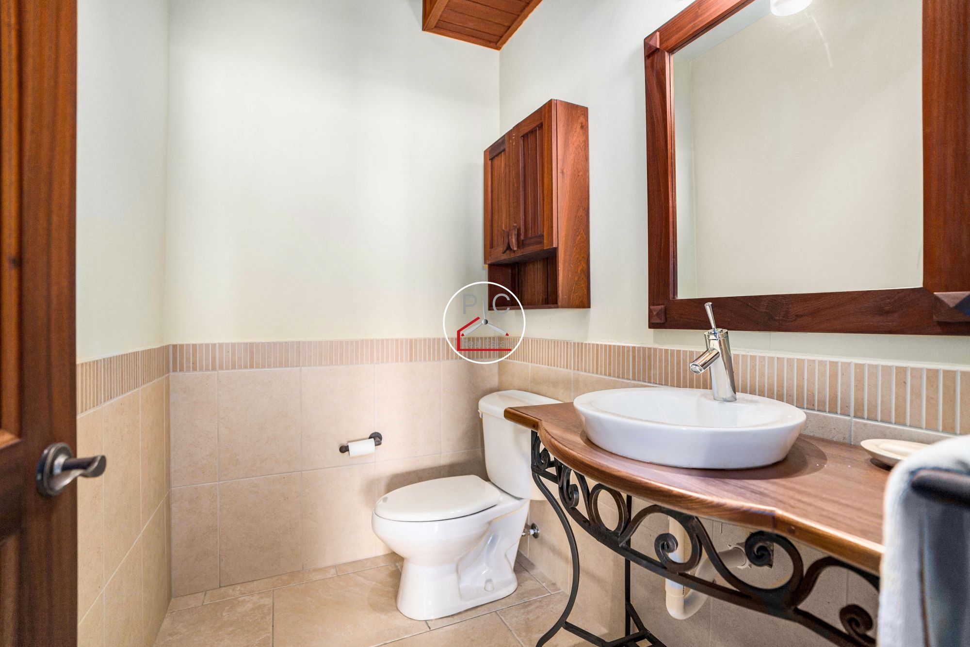 EXCLUSIVE BEACHFRONT CONDOMINIUM — Cabarete Bay, North Coast – One of Cabarete’s Most Prestigious Gated Communities