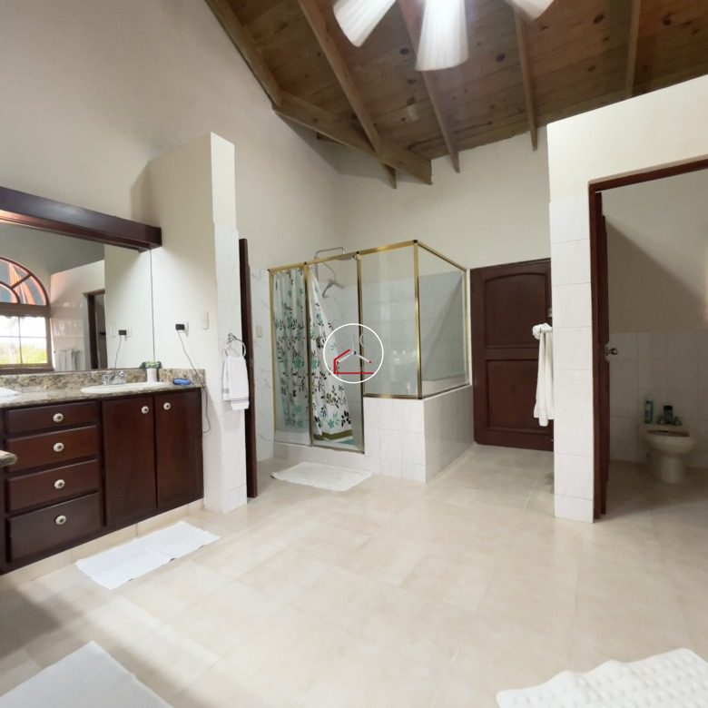A Rare Oceanfront Opportunity — 5,400 m² of Land in Two Lots – EXCEPTIONAL COLONIAL-STYLE OCEANFRONT ESTATE — Playa Chiquita, Sosúa