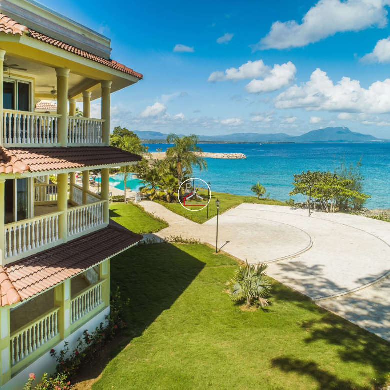 Oceanfront Ground-Floor Apartment — Beachfront Living | Infinity Pool | Gated Community