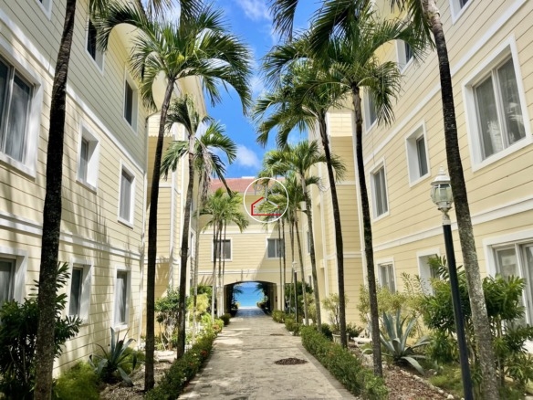 Oceanfront Ground-Floor Apartment — Beachfront Living | Infinity Pool | Gated Community