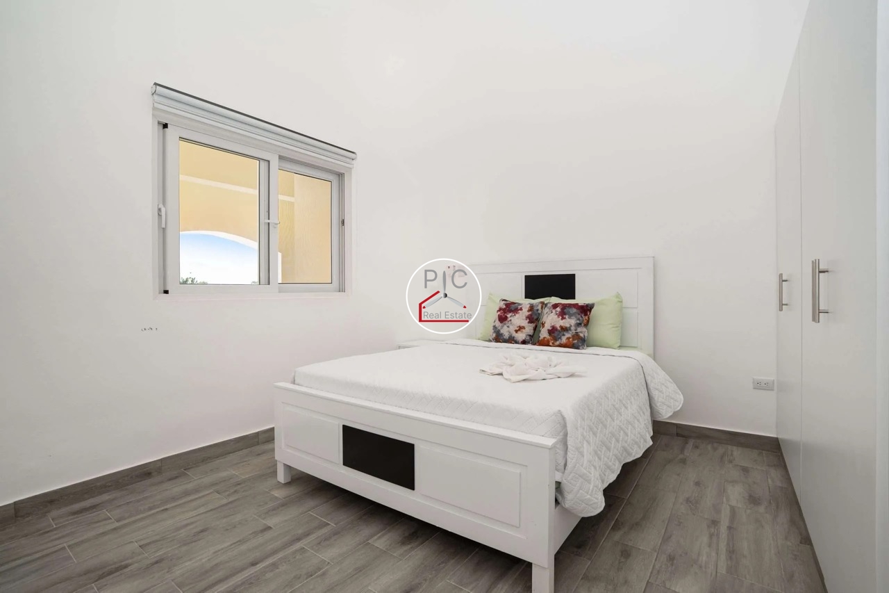 3 Grande Move-In Ready 1-Bedroom Apartment – Fully Furnished | Bright & Open Layout | Common Pool & Gated Parking